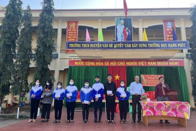 KHEN THƯỞNG, BIỂU DƯƠNG GIÁO VIÊN – HỌC SINH ĐẠT THÀNH TÍCH TRONG CUỘC THI HỌC SINH GIỎI CẤP HUYỆN 2022 – 2023